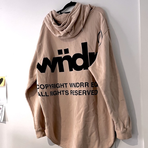 🌻 WNDRR OFFCUT CURVED HEM HOOD SWEAT - SAND - Picture 3 of 6